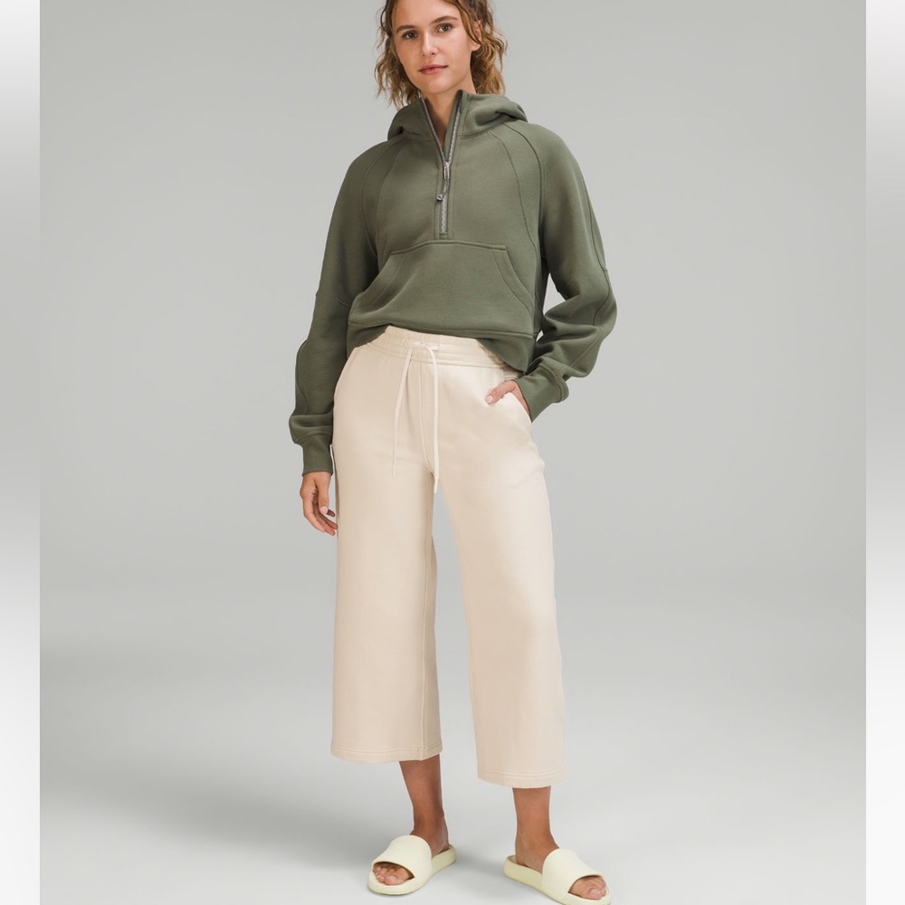 lululemon Women's Loungeful High-Rise Wide Leg Cropped Pants- sz 0 WHTO